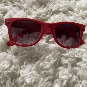 Unbranded pink sunglasses.